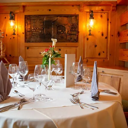 Hotel Ramsauhof B&B Pool & Wellness Hotel 4*