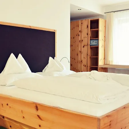 Ramsauhof Pool & Wellness Breakfast & Light Dinner Buffet Hotel