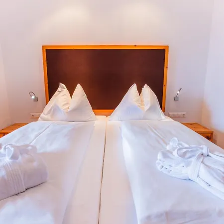 Ramsauhof Pool & Wellness 4*