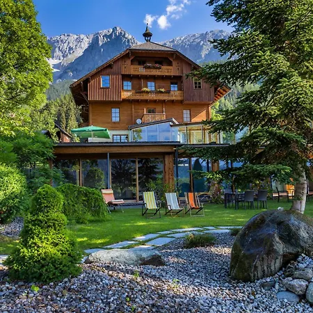 Ramsauhof Pool & Wellness