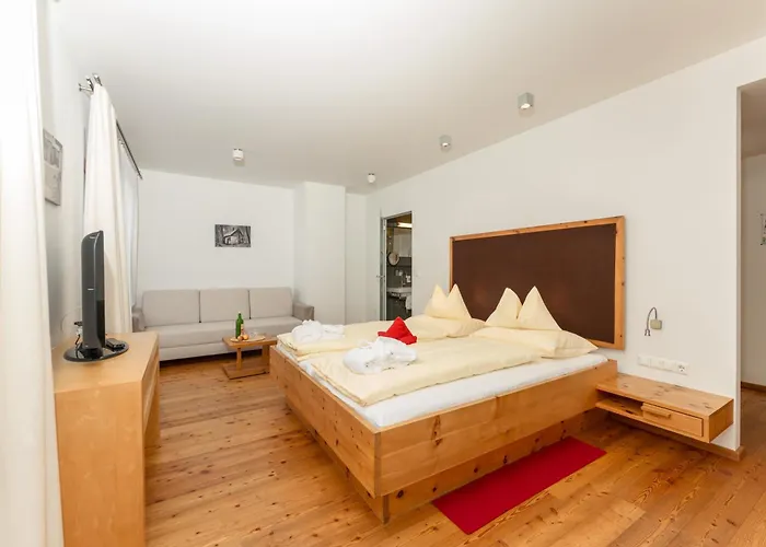 Ramsauhof Pool&wellness Breakfast&light Dinner Buffet Hotel