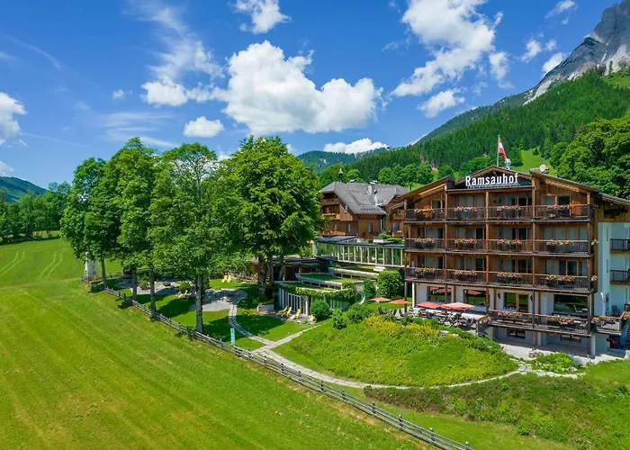 Ramsauhof Pool & Wellness 4*